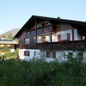 Apartment Schlafende Hexe Im Buchenwald, Schönau am Königssee
